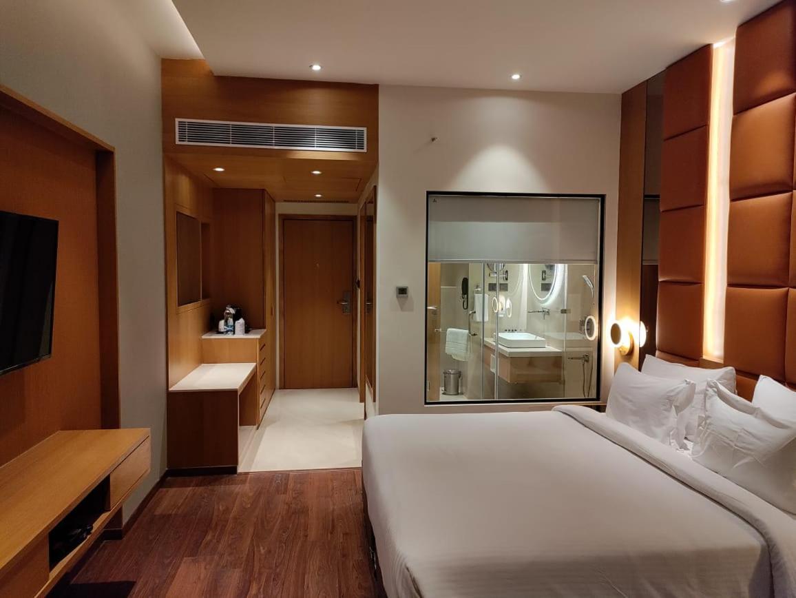 Damson Plum Hotel Lucknow Exterior foto